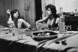 Mick et Keith à table, Nellcote, 1971